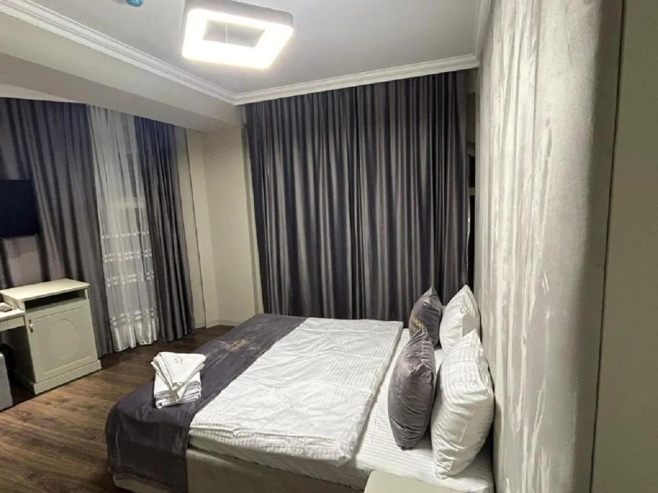 Parliament Hotel & Restaurant Baku