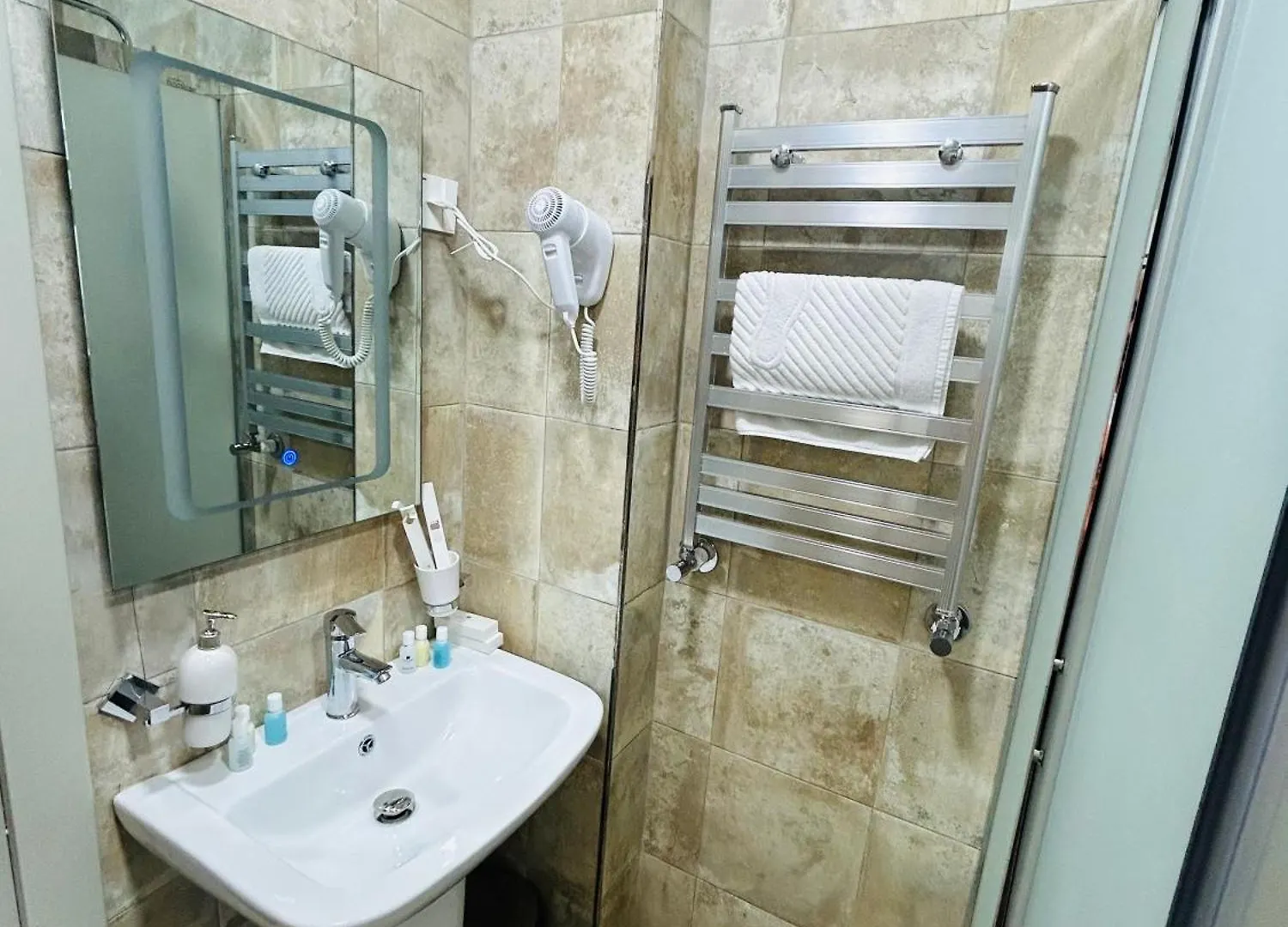 Parliament Hotel & Restaurant Baku
