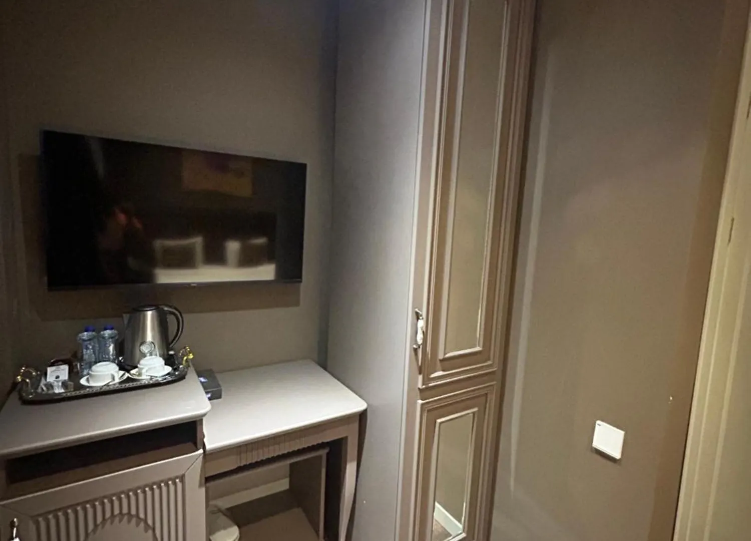 Parliament Hotel & Restaurant Baku 4*,